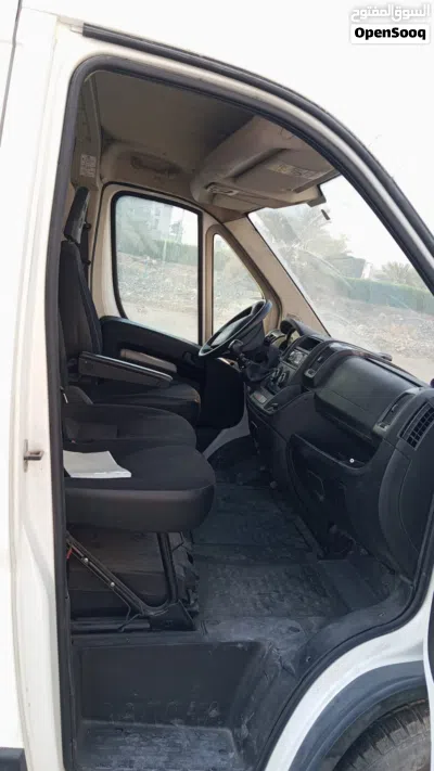 بيجو بوكسر Standard 4