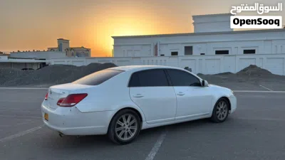 Toyota Avalon XLE 4