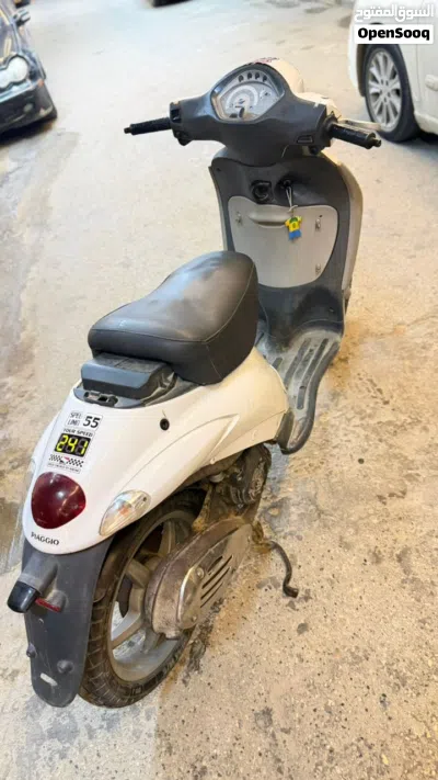 Piaggio BV 200 4