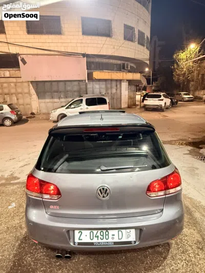 فولكسفاغن جولف Standard 4
