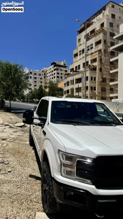 Ford F-150 Platinum 2