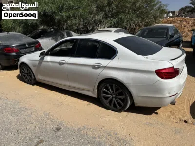 بي ام دبليو الفئة 5 535 4