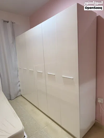فرصة مميزة لاقتناء غرفة نوم فاخرة وأنيقة من هوم سنتر Home Center Elegant Luxury Bedroom Set 2