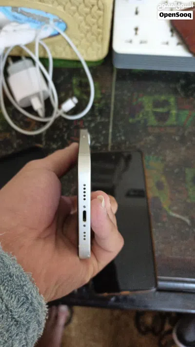 ايفون 13 للبيع 2