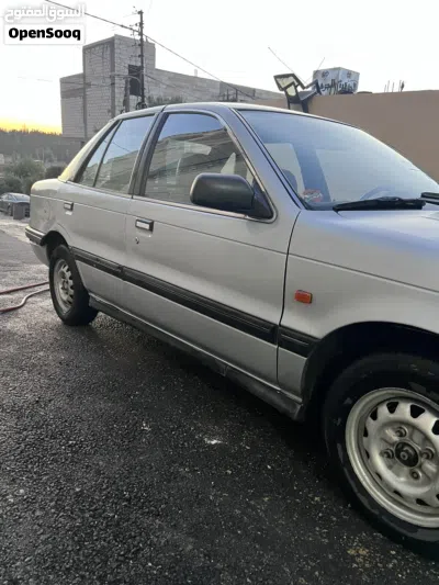 Mitsubishi Lancer ES 4