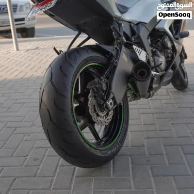 كاواساكي NINJA ZX 4