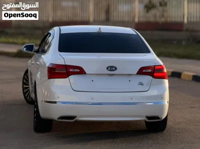 Kia Cadenza Limited 3