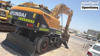 Hyundai wheel excavator 210 4