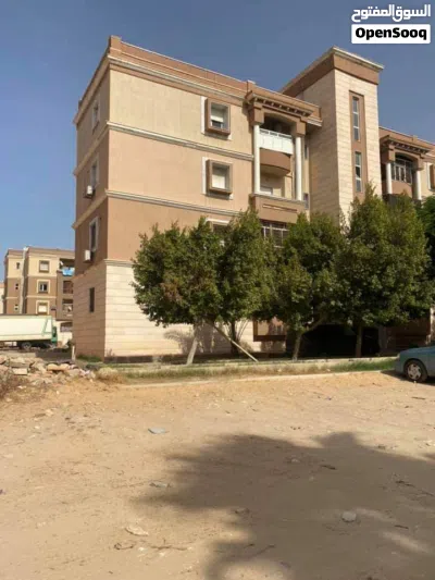 شقة الايجار في عمارات البطاطا بن دخيل دور اول عايلة ليبين او اجانب 3