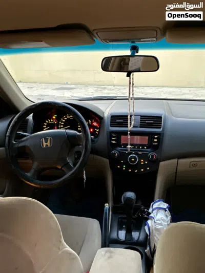 هوندا اكورد DX 4