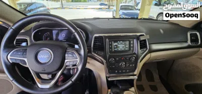 Jeep Grand Cherokee Laredo 2