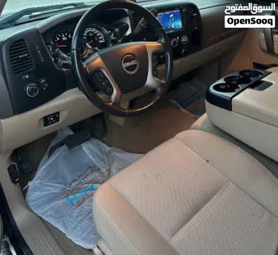 GMC Sierra 1500 AT4X 2