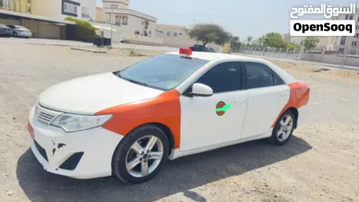 تويوتا كامري LE 2