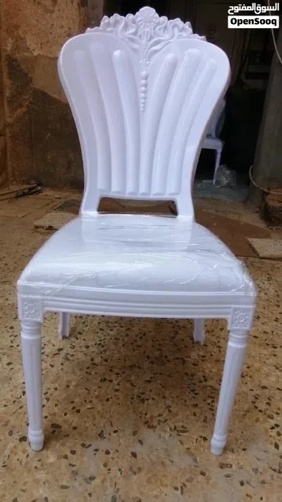 كراسي مناسبة للمناسبات ووالحدائق وغيرها متوفر البيع بالجملة و القطاعي 3