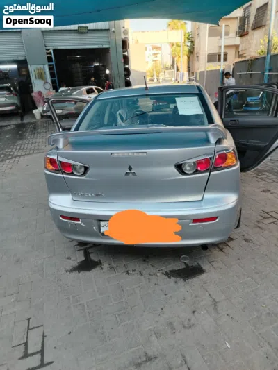 Mitsubishi Lancer Standard 3