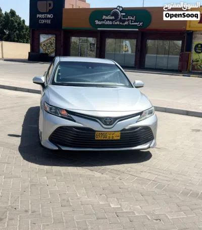 Toyota Camry LE 4