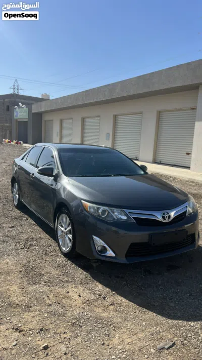Toyota Camry XLE 2