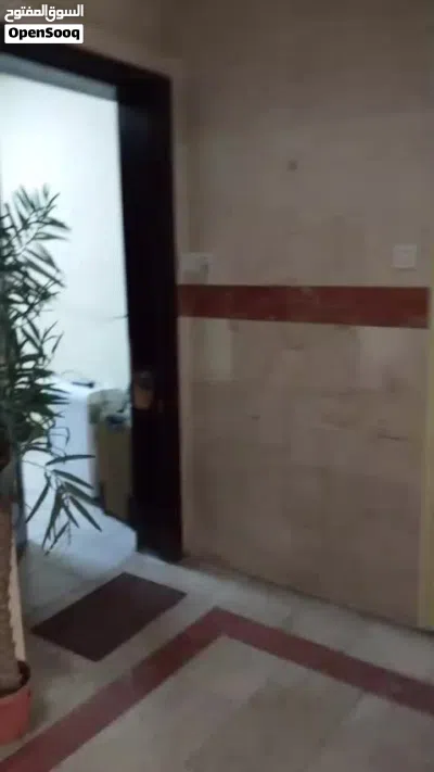 شقة غرفة وكهرباءوماء علي المالك عوائيل 4