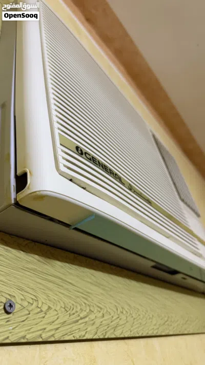 مكيف جنرال طن ونص نضيف شبه جديد 2
