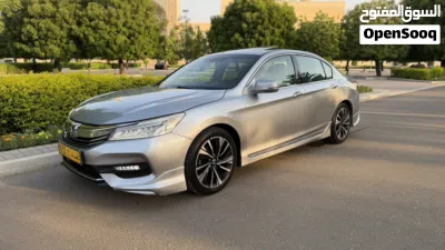 هوندا اكورد V6 Sport 4
