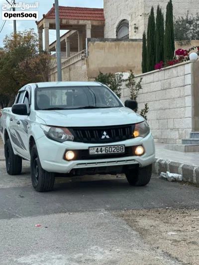 ميتسوبيشي L200 Standard 3