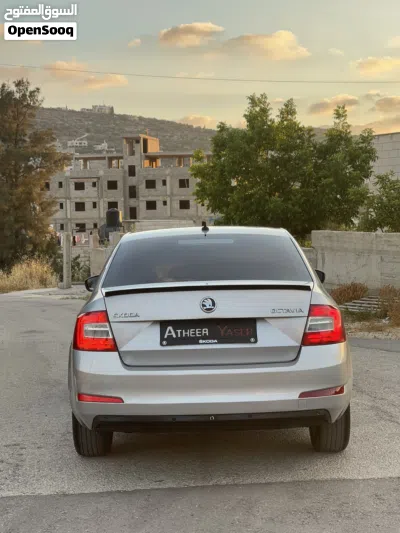 سكودا اوكتافيا Standard 3