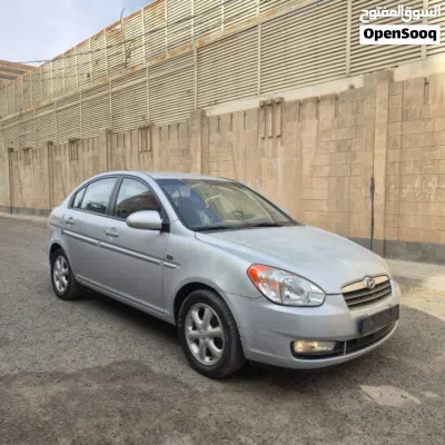 Hyundai Accent GLS 2