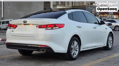 كيا K5 Standard 2