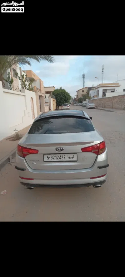 كيا K5 Standard 3