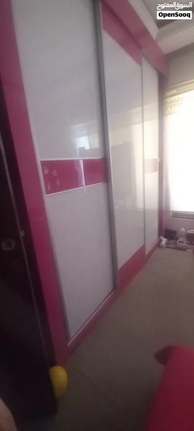 غرفة نوم بنات بحالة جيدة 2