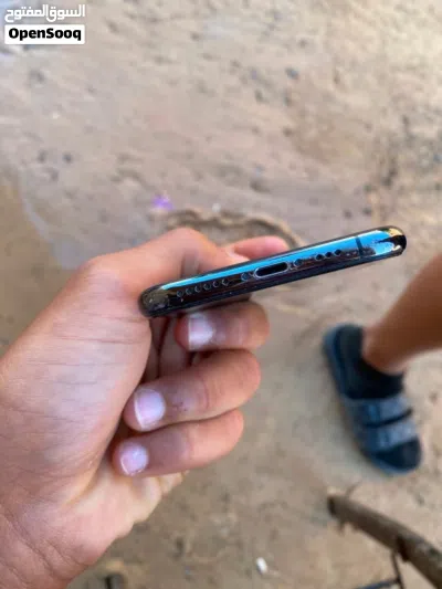آيفون اكس اس للبيع 4