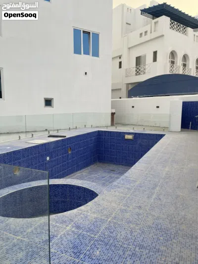 Brand new villas for rent in Madinat sultan Qaboos 4