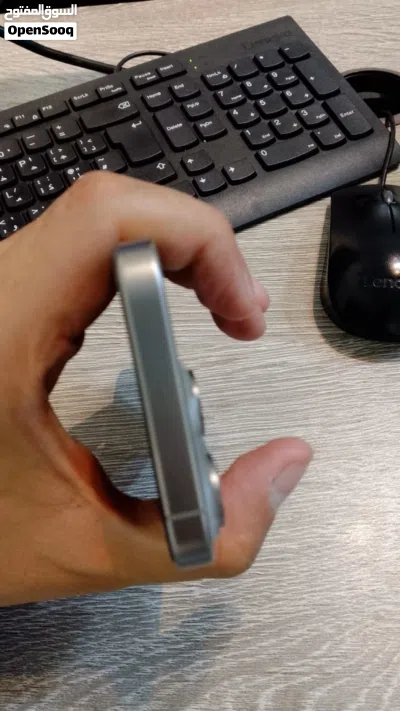 iphon 15 pro 256 GB 3