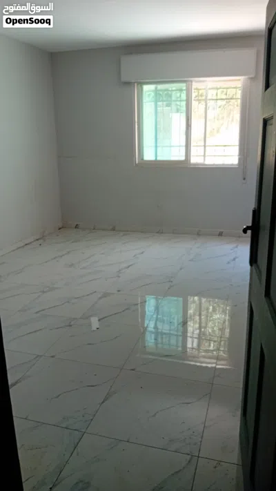شقه للايجار طبربور 4
