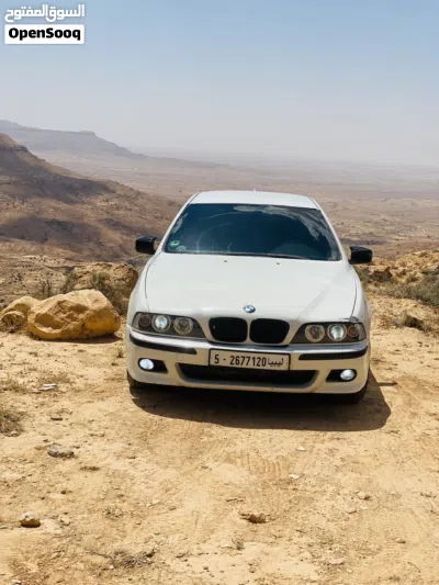 BMW 5 Series 525 4