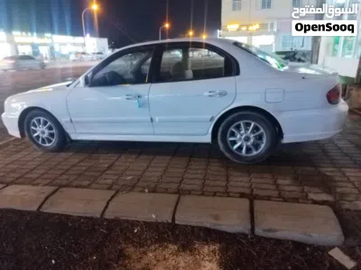 Hyundai Sonata Standard 2