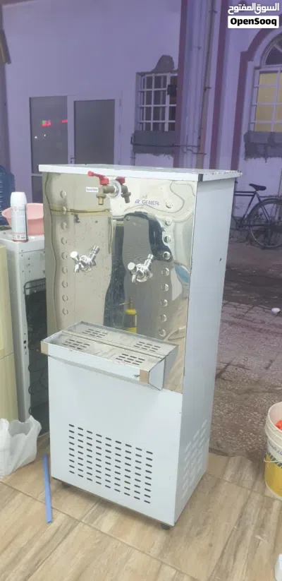 water cooler is very good condition and good condition 2