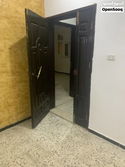 منزل لليجار في السراج في شارع حمام بلقيس 4