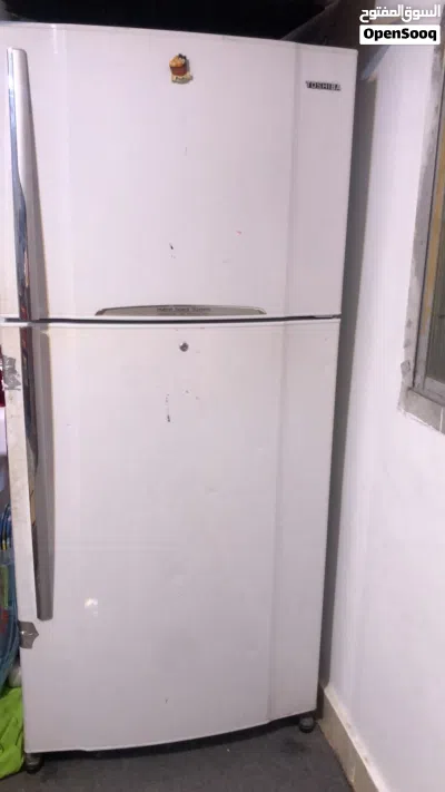 ثلاجه توشيبا بحاله ممتازه Toshiba refrigerator is in excellent condition 2