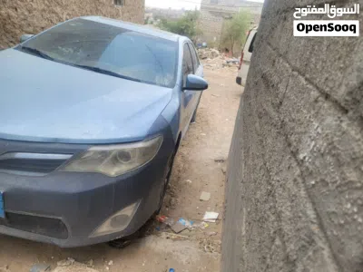 تويوتا كامري XLE 2
