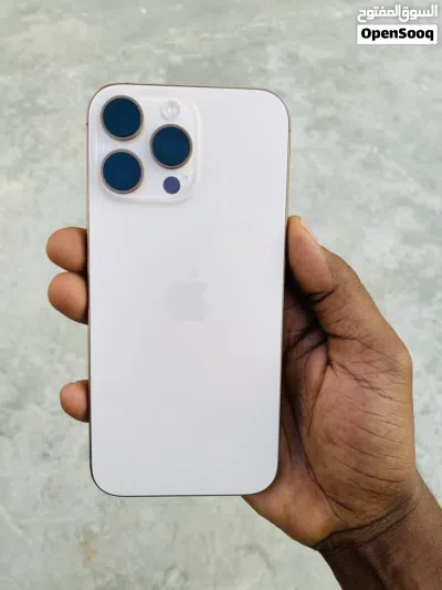 ايفون 16 برو ماكس 4