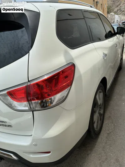 نيسان باثفايندر Standard 4