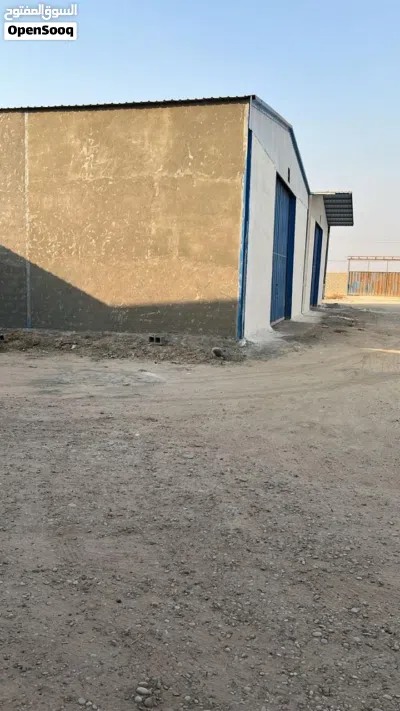 مخازن للايجار ( نظام الجملون ) مع ساحة كبيرة للايجار 4