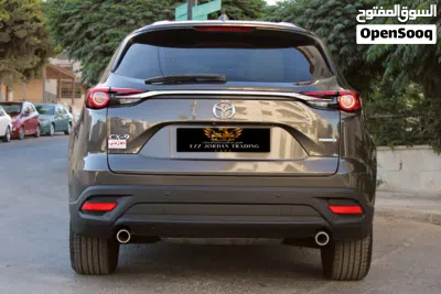 Mazda CX-9 Signature 4