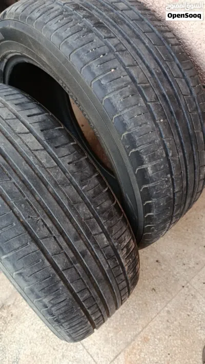 زوج تايرات يوكوهاما ياباني نظيف قياس 17/50/215 2