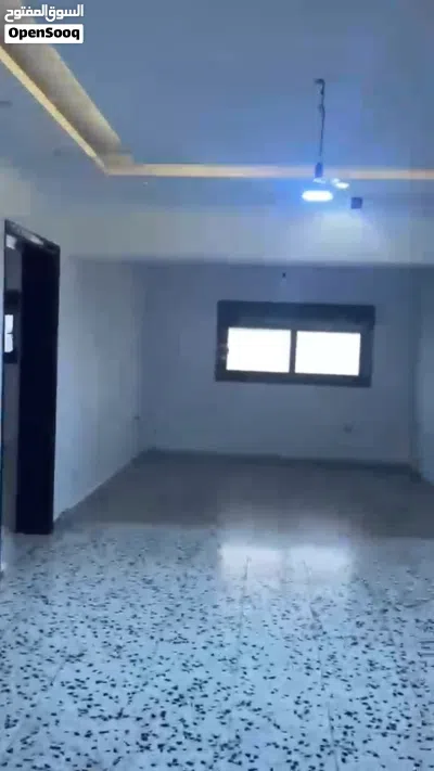 شقة ما شاءالله سكنية للإيجار في مدينة طرابلس منطقة الفرناج بعد مصحة طرابلس علي يمين مساحة شقة 155 3