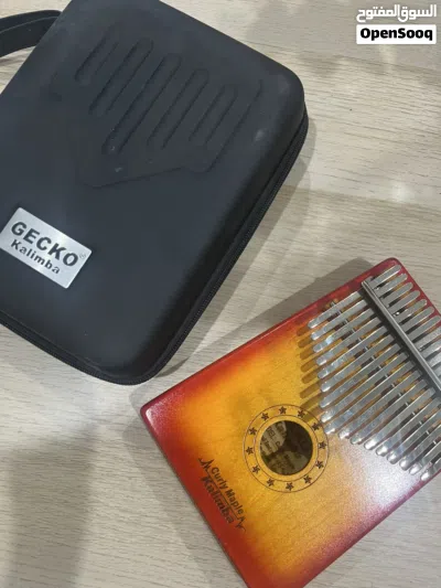 Kalimba Gecko curly maple with bag 3