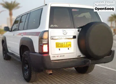 Nissan Patrol GL 2