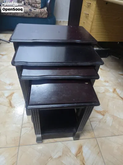 فرشات للبيع ومكتب وطاولات 3