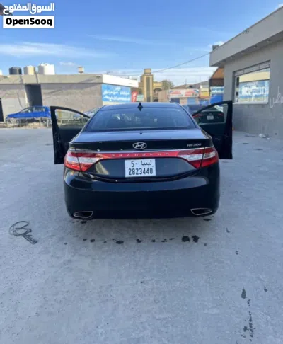 Hyundai Azera Standard 2